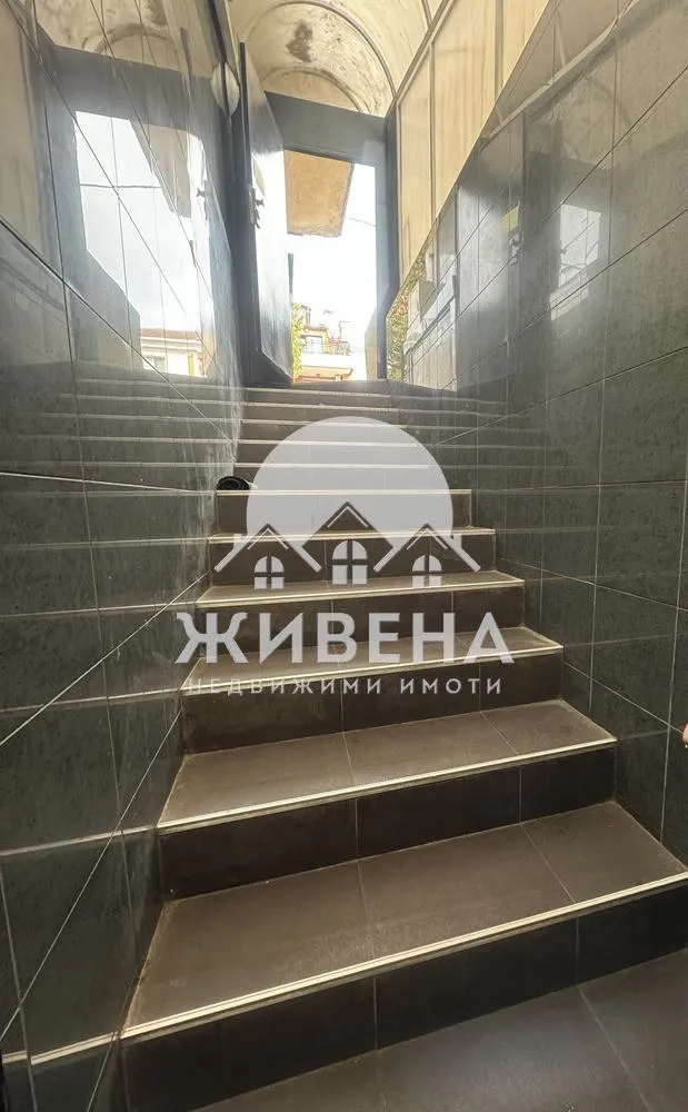 Удобство, Център, Варна - снимка 4 от 13