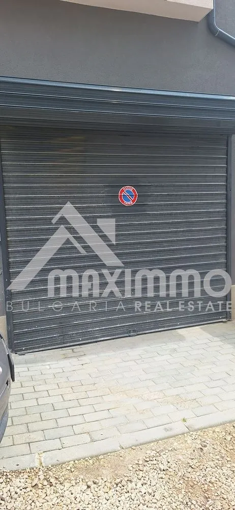 Гараж, Пристанище Варна, Варна