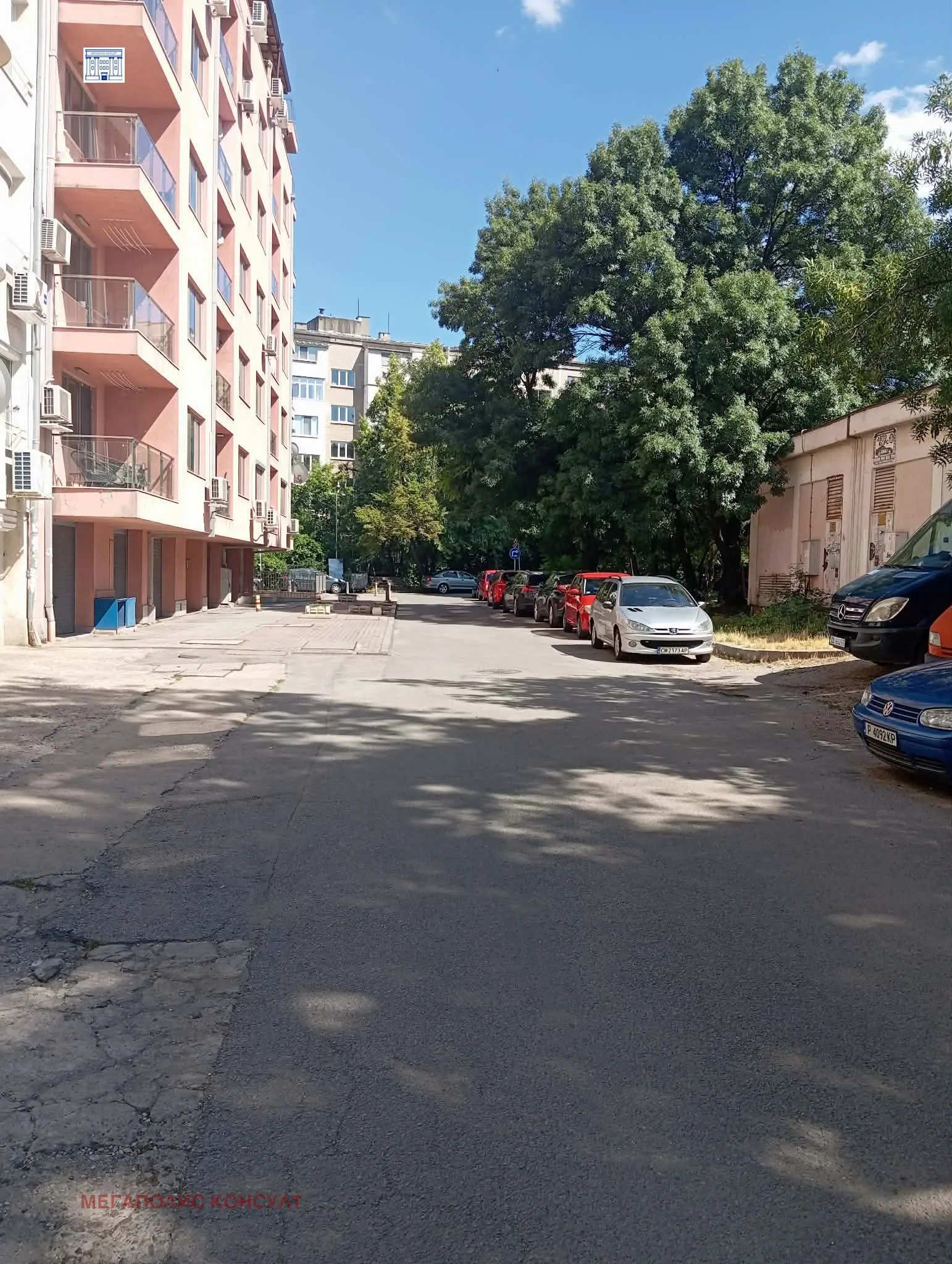 Гараж, Красно село, София - снимка 6 от 13