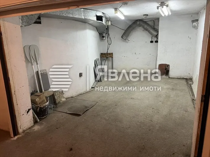 Гараж, Гръцка махала, Варна - снимка 2 от 6