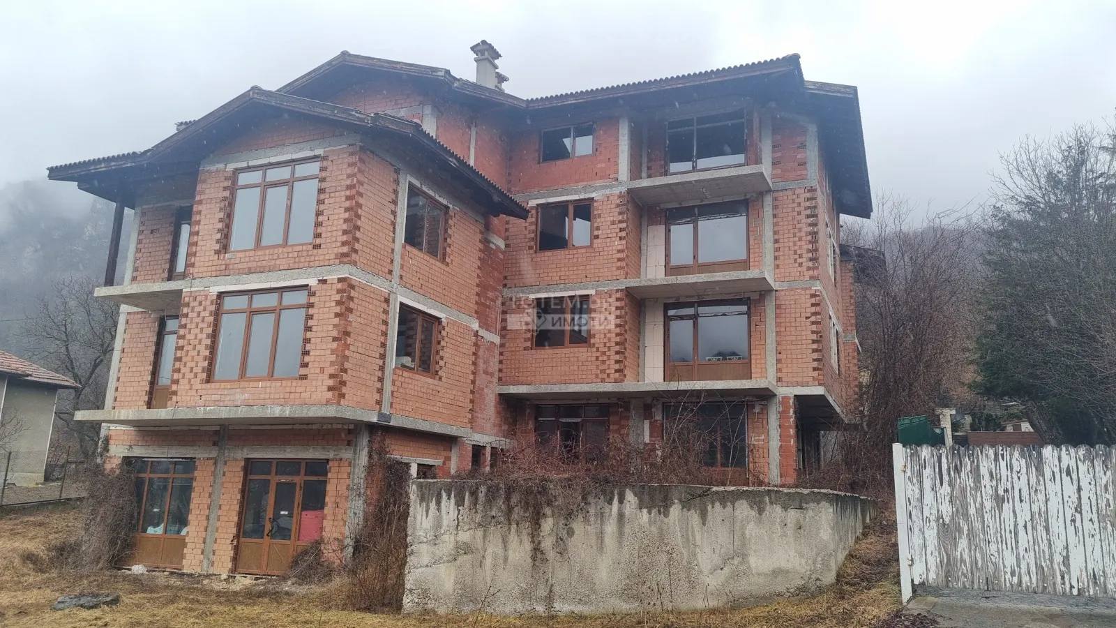 Бар, Тетевен, Северозападна България - снимка 2 от 16