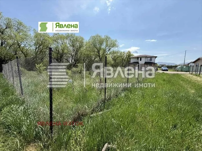 Парцел, с. Волуяк, София - снимка 3 от 7
