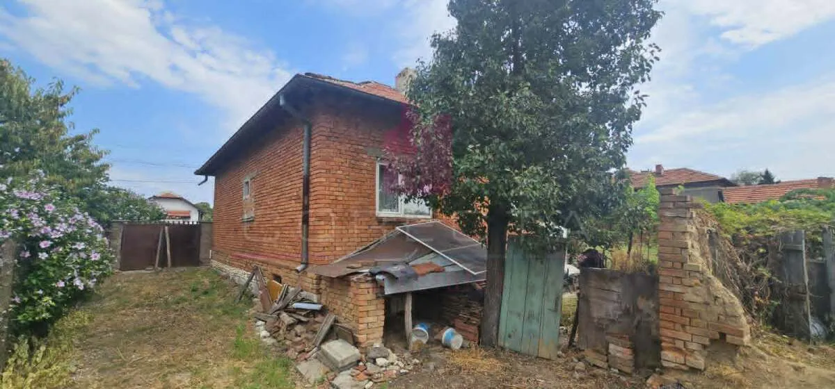 Къща, Родина, Русе - снимка 3 от 11