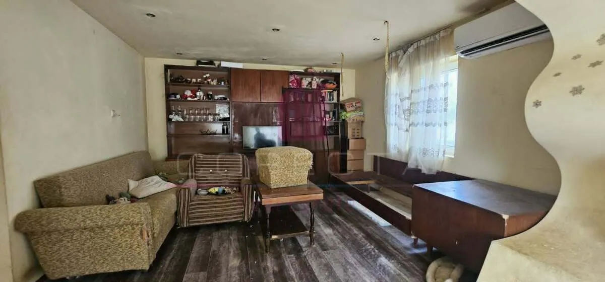 Къща, Родина, Русе - снимка 6 от 11