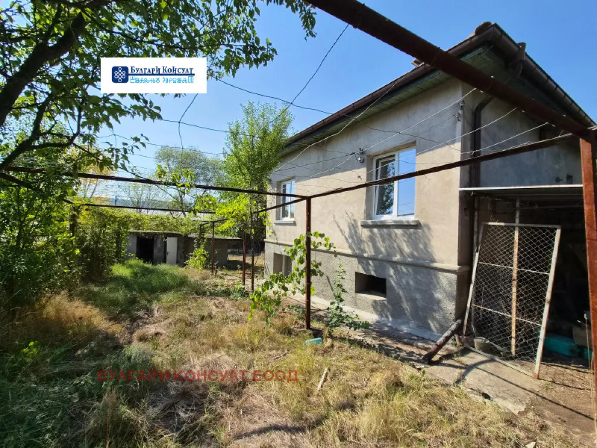 Къща, Кюстендил, Югозападна България - снимка 4 от 18
