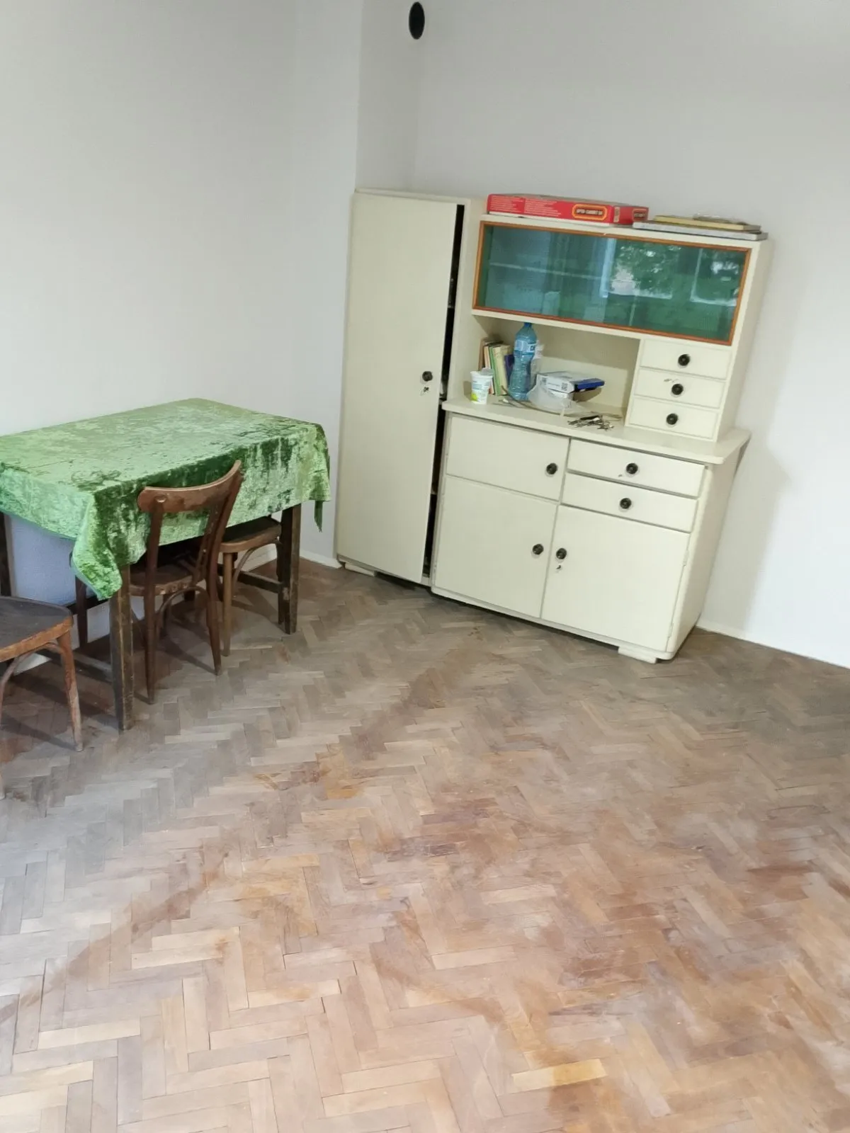 Апартамент, Търговище, Североизточна България - снимка 5 от 9