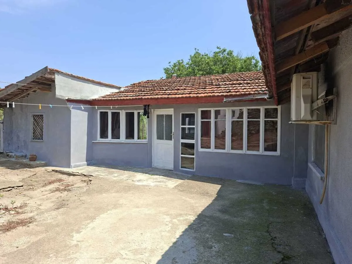 Къща, Силистра, Северна България - снимка 2 от 34