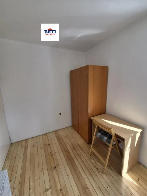 Стая, Белите брези, София