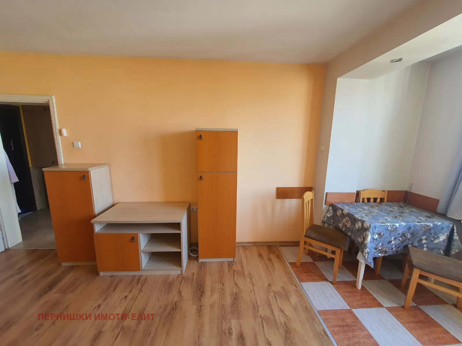 1-стаен, Перник, Югозападна България - снимка 3 от 8