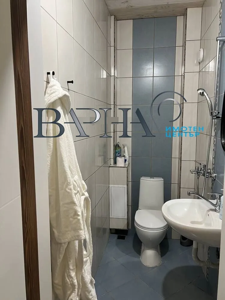 2-стаен, Център, Варна - снимка 10 от 12
