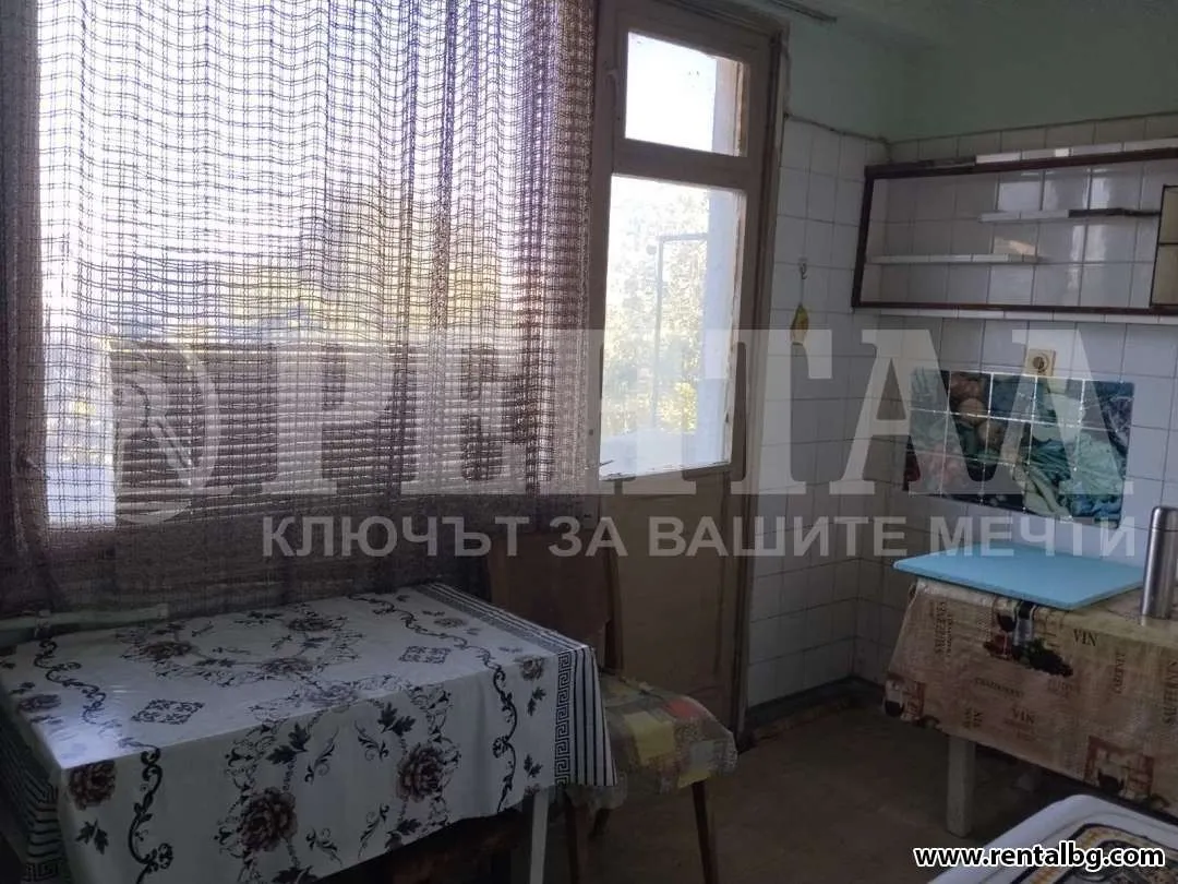 2-стаен, Кършияка, Пловдив - снимка 2 от 10