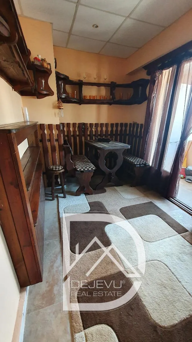 3-стаен, Владислав Варненчик, Варна