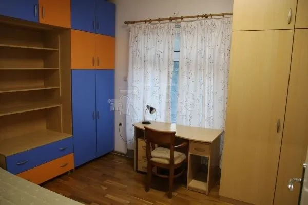 3-стаен, Център, Варна - снимка 2 от 10