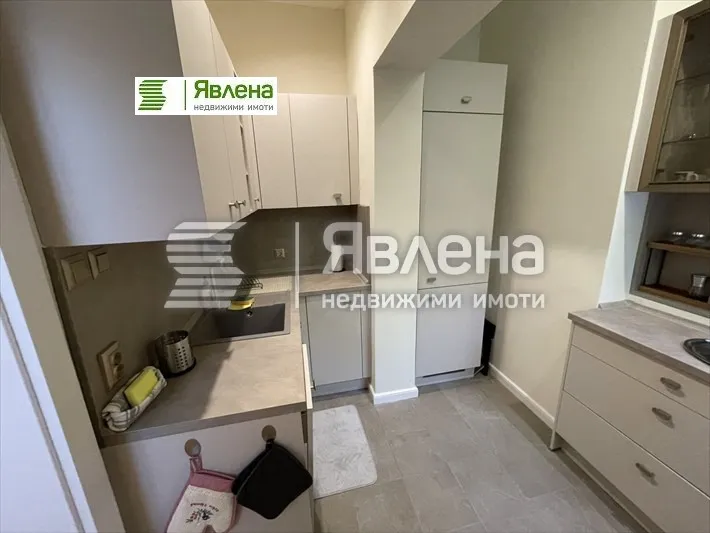 3-стаен, Център, Бургас - снимка 3 от 18