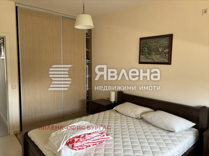 3-стаен, Славейков, Бургас