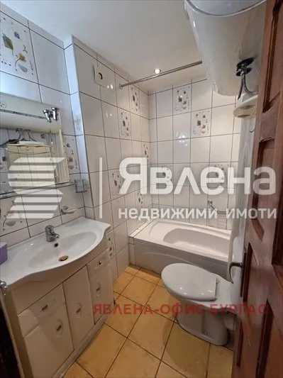 3-стаен, Възраждане, Бургас - снимка 2 от 15