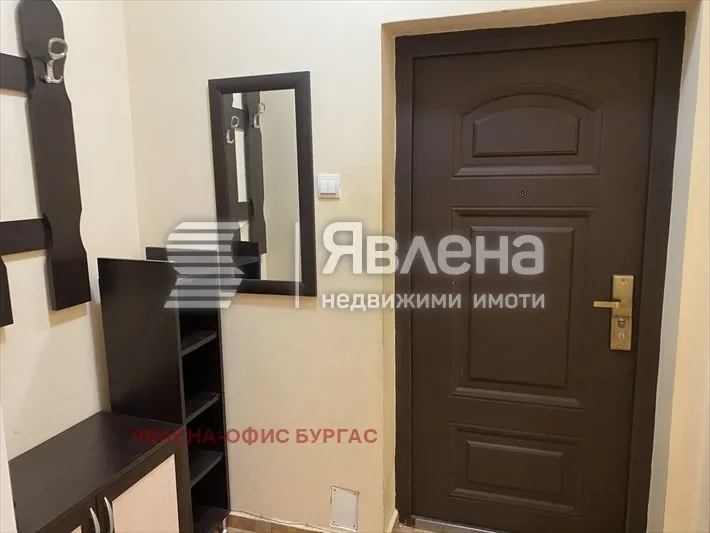 3-стаен, Център, Бургас - снимка 7 от 10