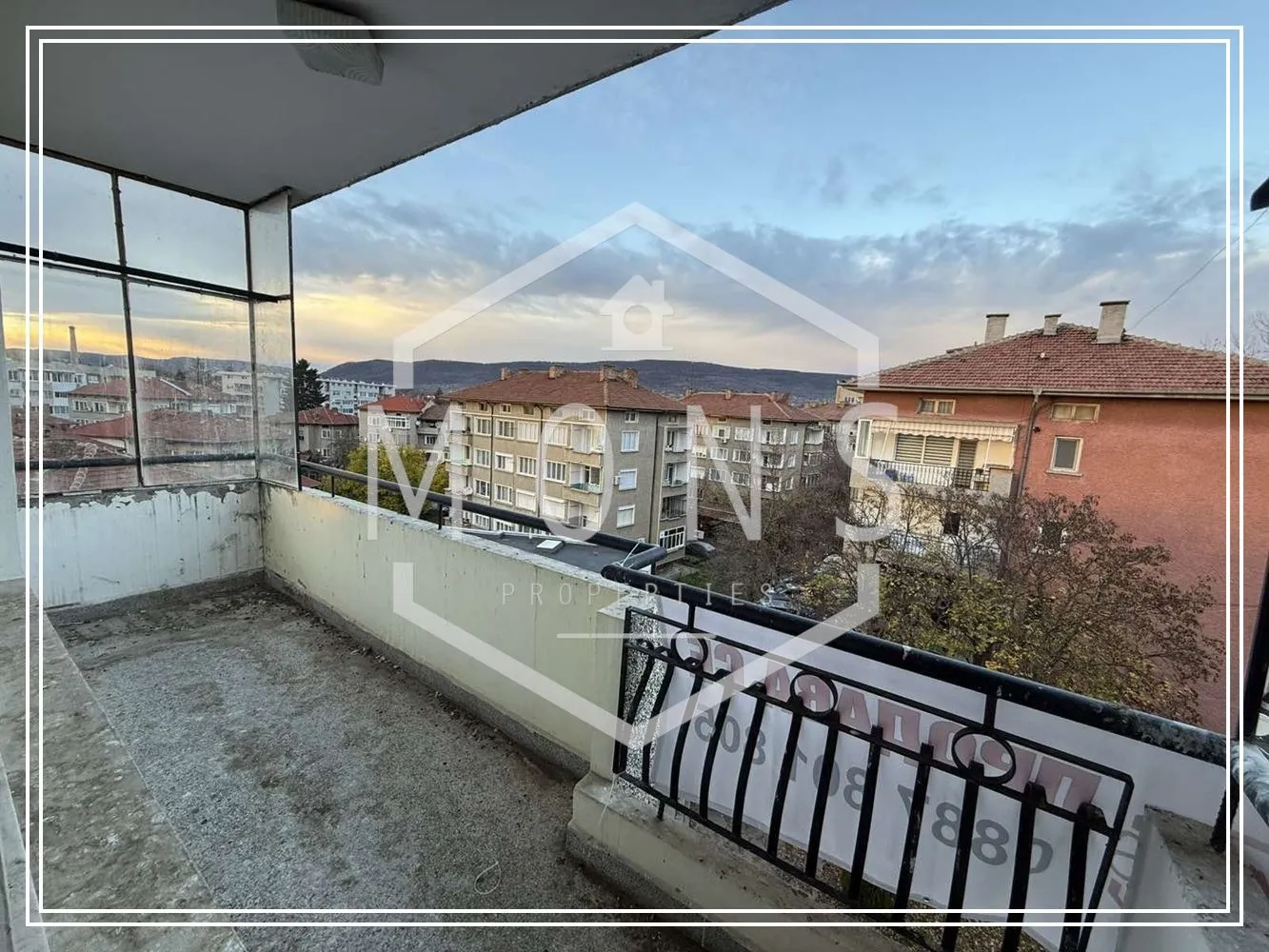 Многостаен, Севлиево, Северна България - снимка 3 от 9