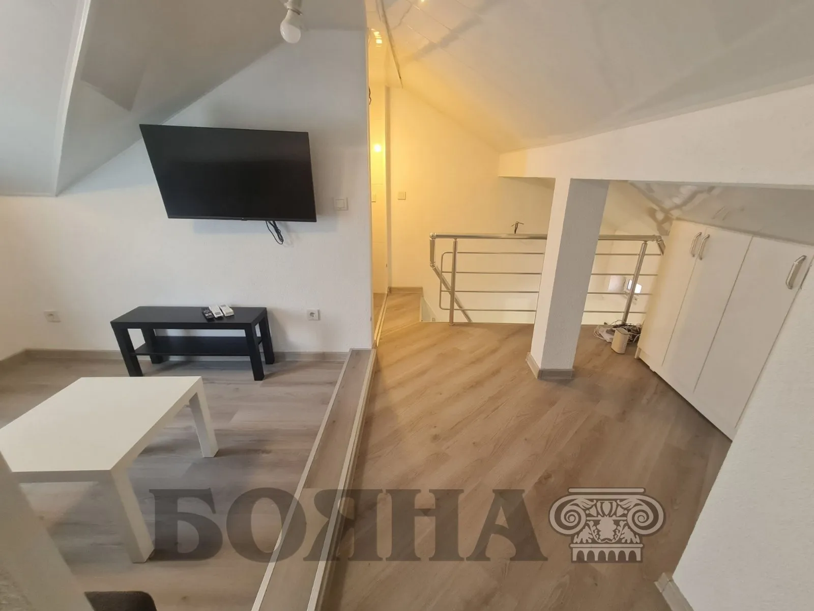 Етаж от къща, Център, Русе - снимка 2 от 18