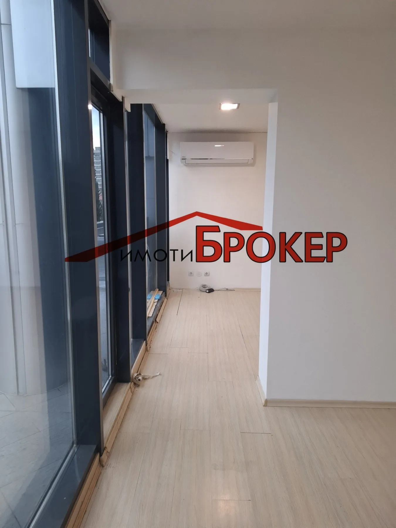 Офис, Сливен, Югоизточна България - снимка 7 от 8