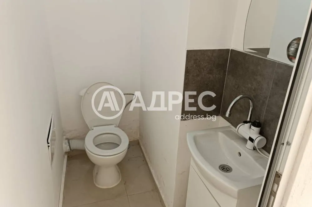 Офис, Разград, Северна България - снимка 2 от 4