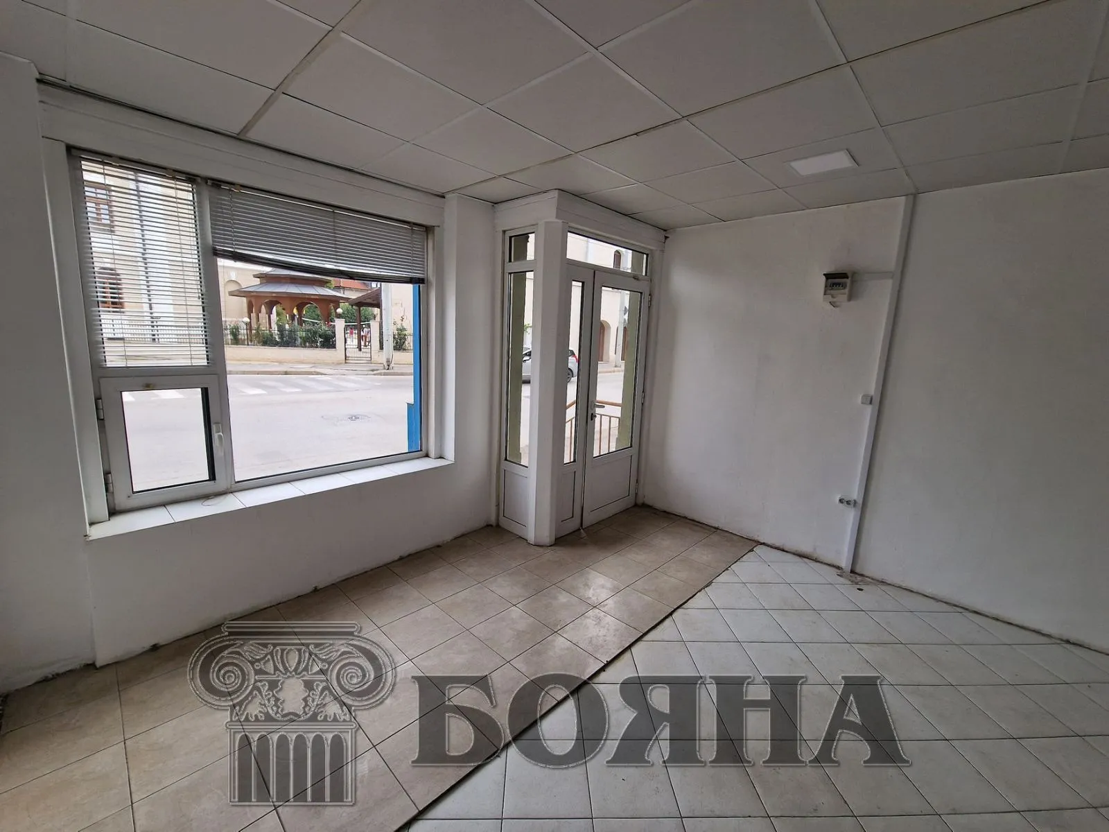 Офис, Център, Русе - снимка 12 от 16