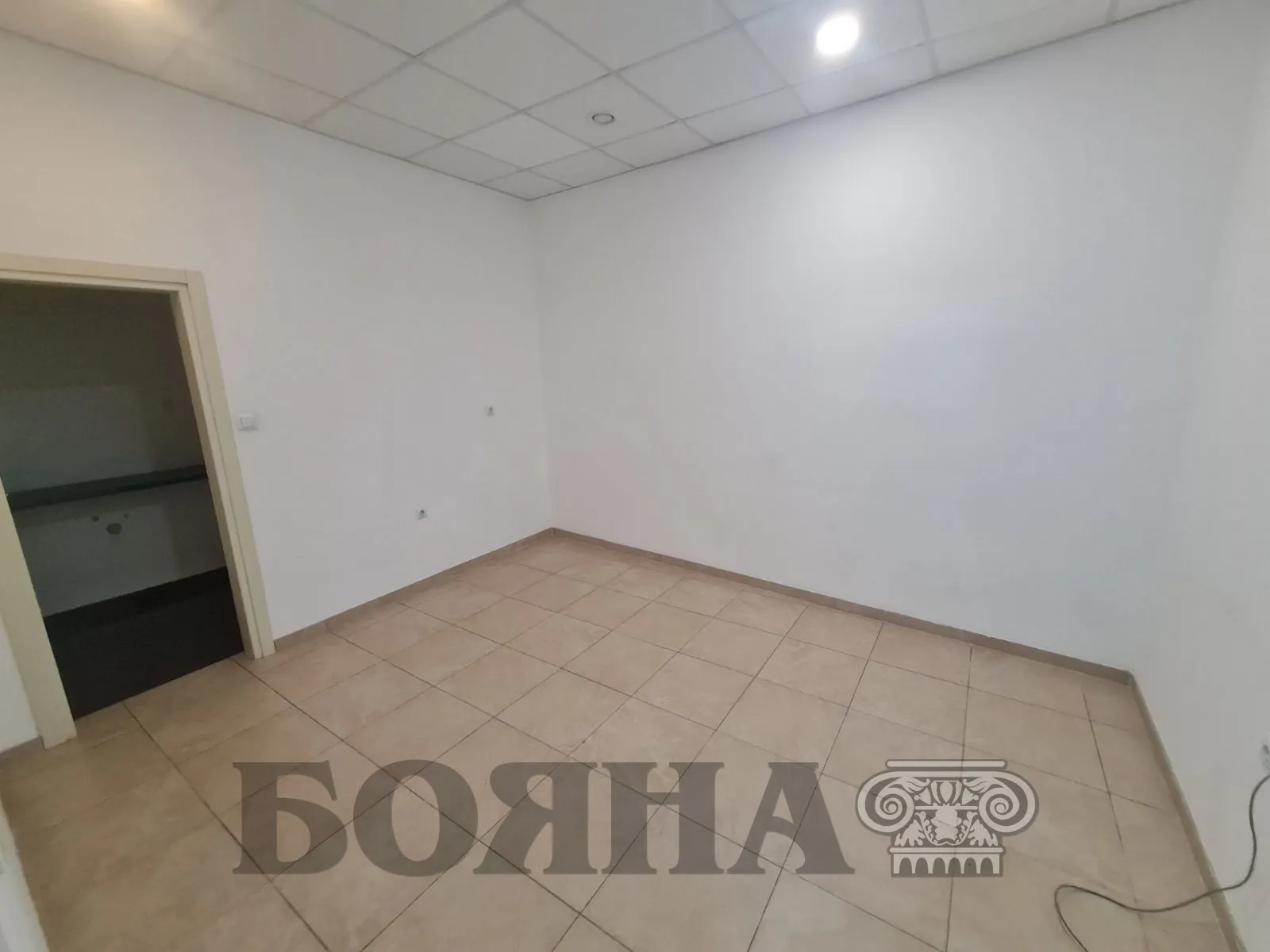 Офис, Център, Русе - снимка 4 от 12