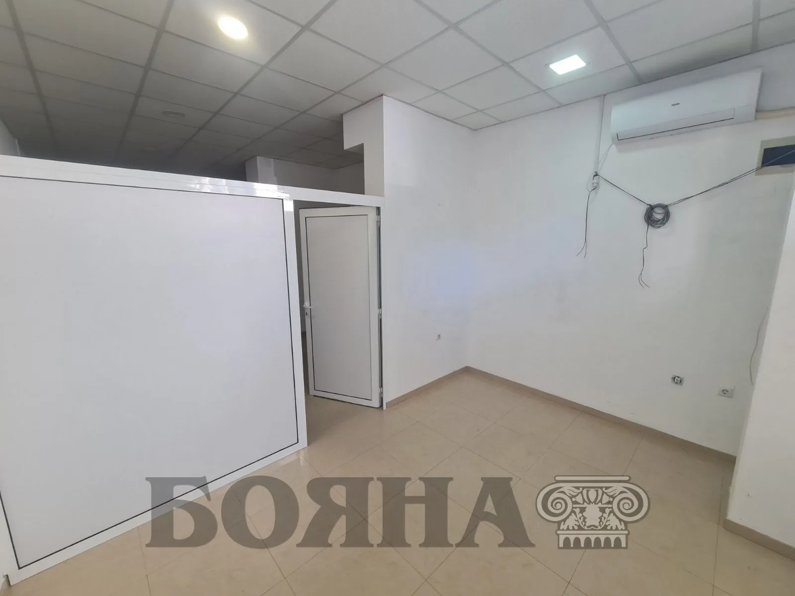 Офис, Център, Русе - снимка 8 от 12