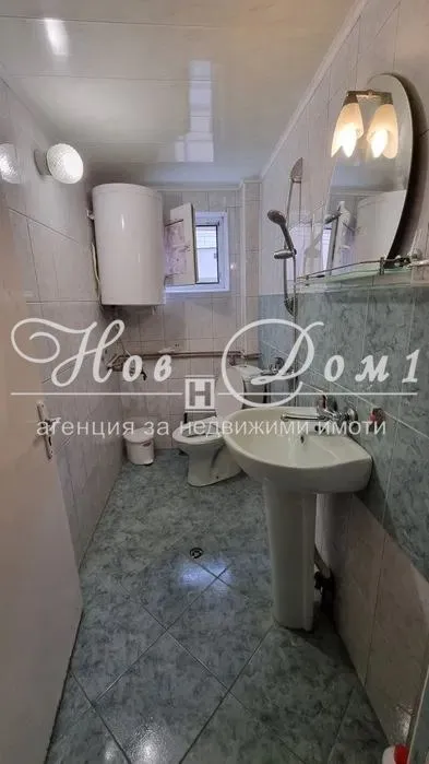 Етаж от къща, Галата, Варна - снимка 6 от 13