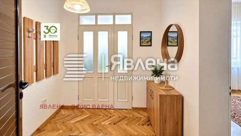 Етаж от къща, Траката, Варна