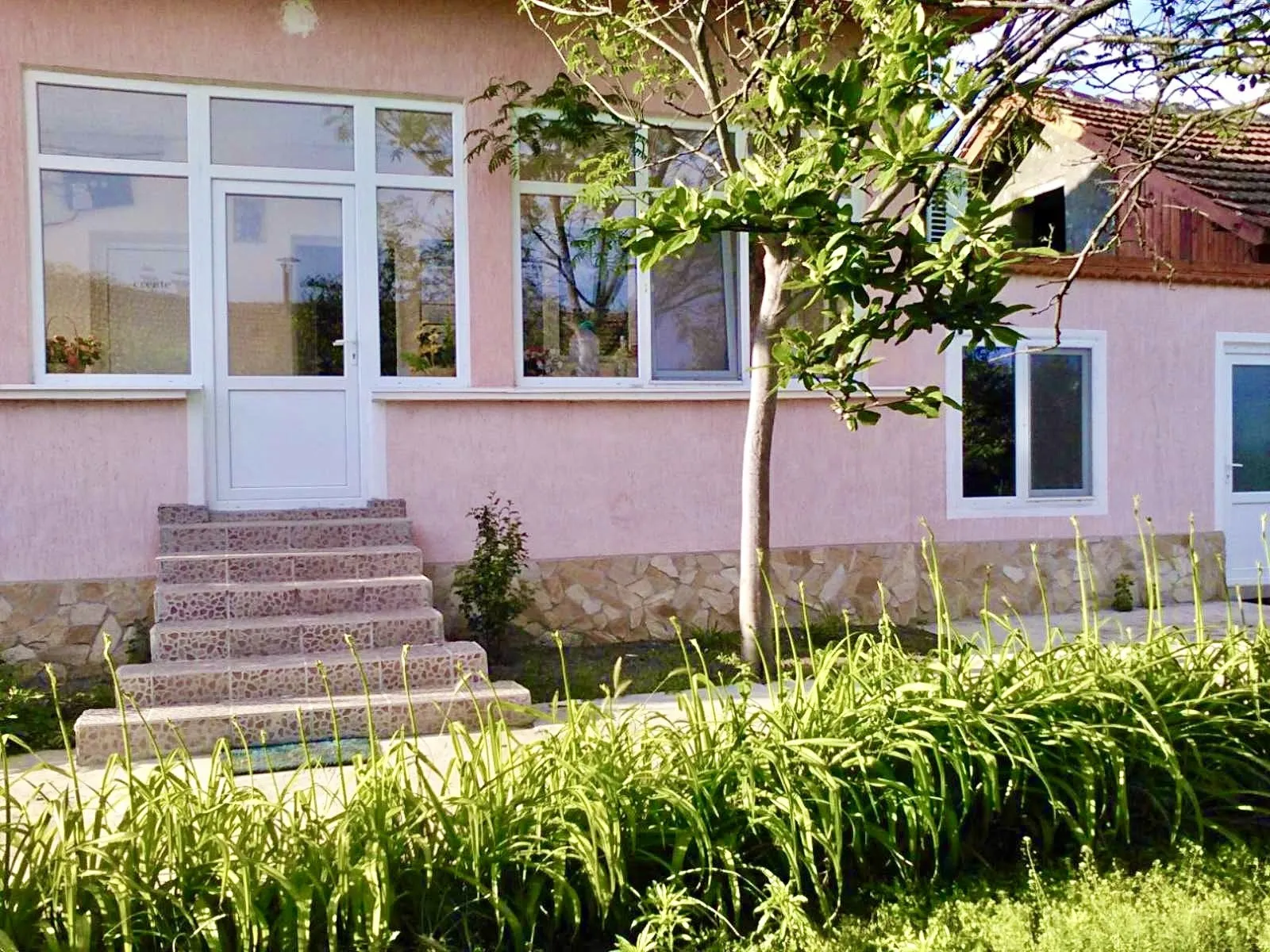 Къща, Враца, Северозападна България - снимка 11 от 18