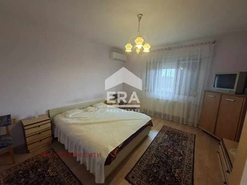 Къща, Плевен, Северозападна България - снимка 15 от 16
