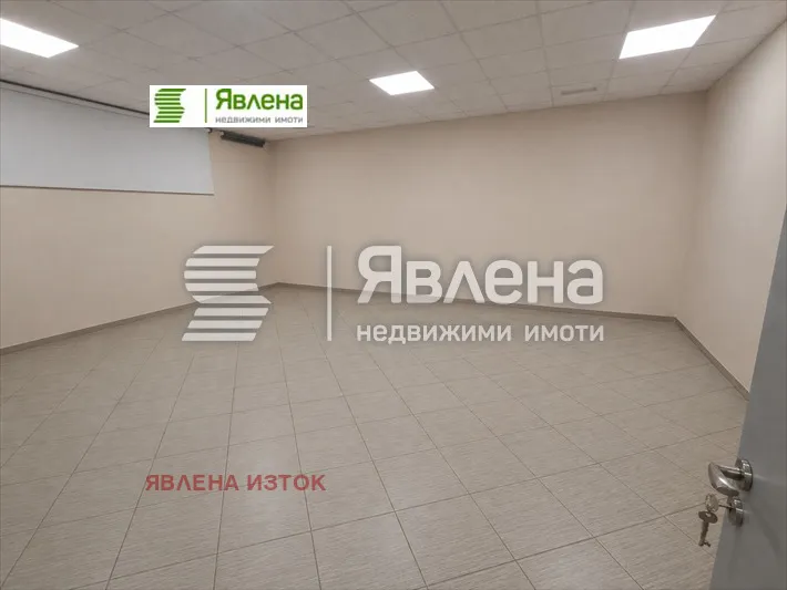 Магазин, Враждебна, София - снимка 3 от 6