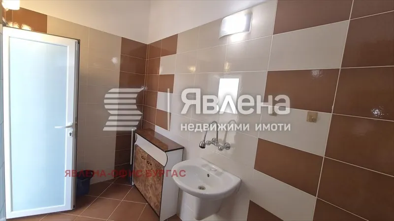 Магазин, Покрайнини, Бургас - снимка 2 от 9