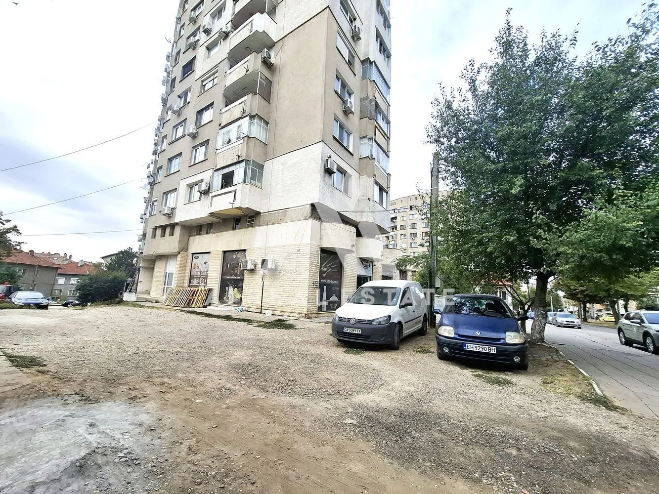 Магазин, Плевен, Северозападна България - снимка 8 от 9