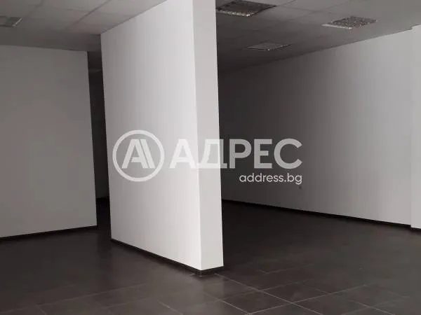 Магазин, Широк център - север, Благоевград