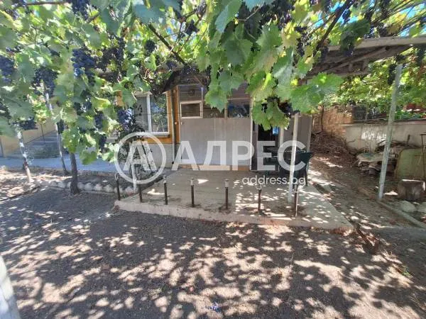 Етаж от къща, Белослав, Североизточна България - снимка 2 от 11