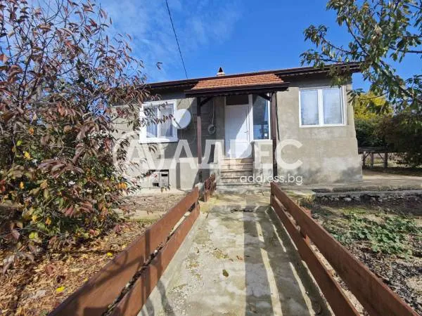 Къща, Хайредин, Северозападна България - снимка 2 от 8
