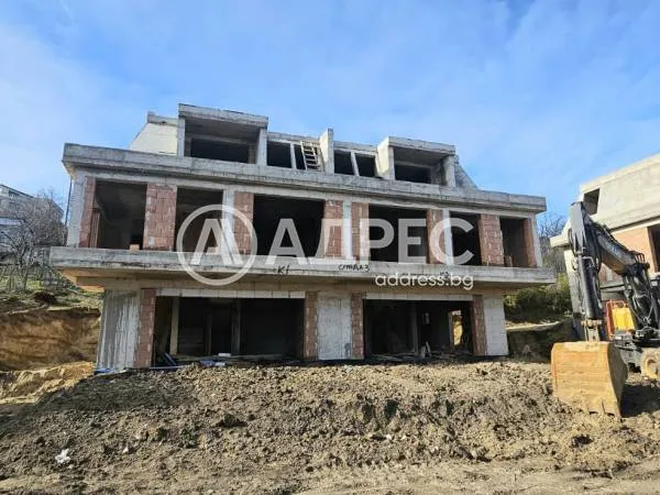 Къща, Покрайнини, Варна - снимка 2 от 9