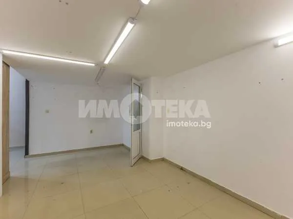 Магазин, Пристанище Варна, Варна - снимка 12 от 16