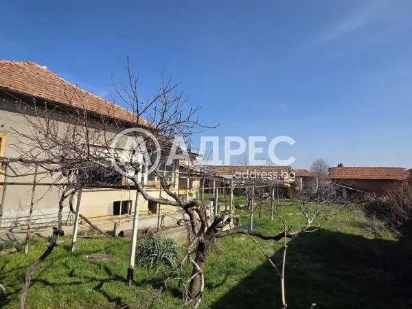 Къща, Мизия, Северозападна България - снимка 3 от 12