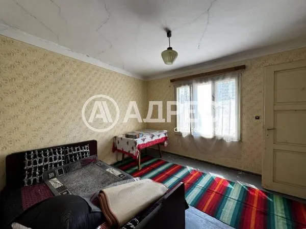 Къща, Две Могили, Северна България - снимка 12 от 18