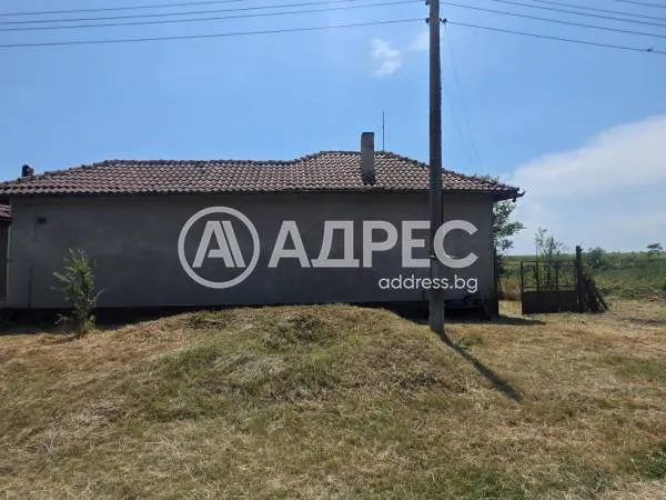 Къща, Долна Митрополия, Северозападна България - снимка 3 от 12