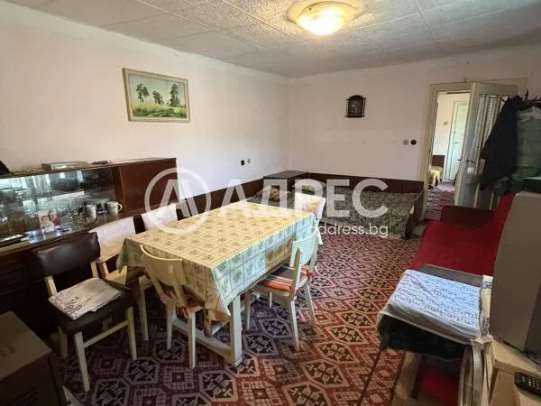 Къща, Долни Дъбник, Северозападна България - снимка 8 от 29
