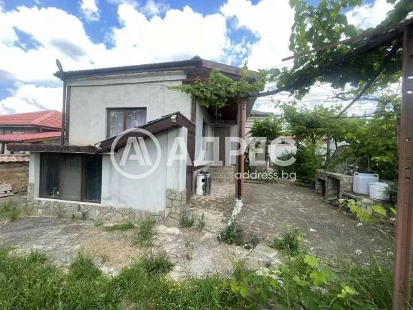 Къща, Върбица, Североизточна България - снимка 4 от 27