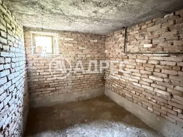 Къща, Долна Митрополия, Северозападна България - снимка 9 от 14