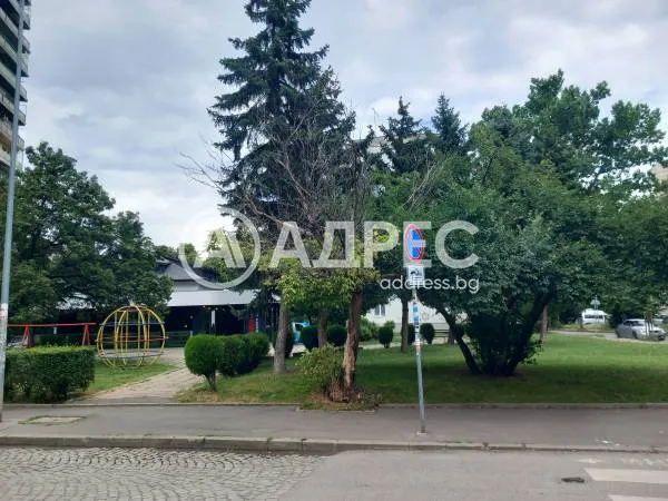 3-стаен, Толстой, София