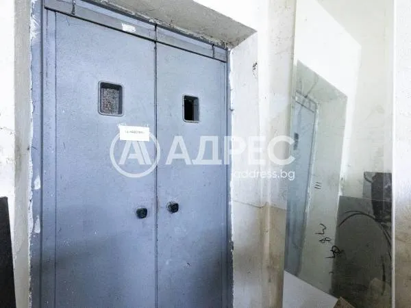 Магазин, Свети Иван Рилски, Варна - снимка 8 от 10