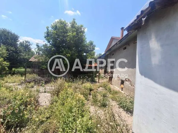 Парцел, Долна Митрополия, Северозападна България