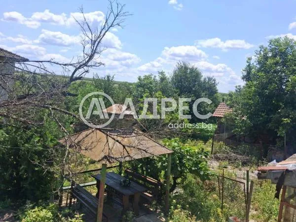 Парцел, Долна Митрополия, Северозападна България - снимка 2 от 4